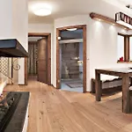 Alpenchalet Bruecke Chalet Mayrhofen