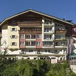 Chalet Alpenchalet Bruecke Mayrhofen