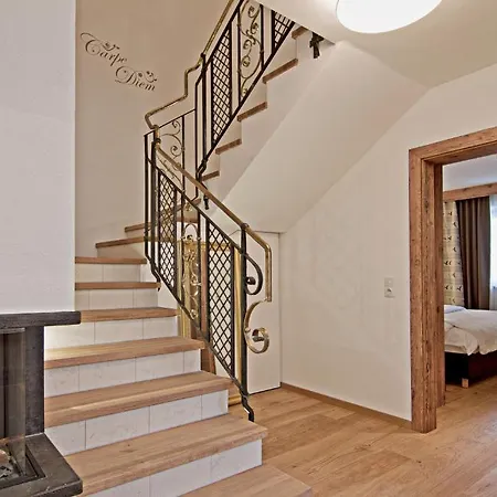 Alpenchalet Bruecke Dağ evi