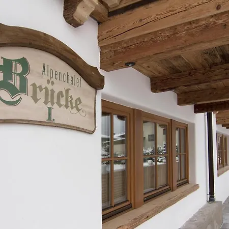Alpenchalet Bruecke Dağ evi Mayrhofen