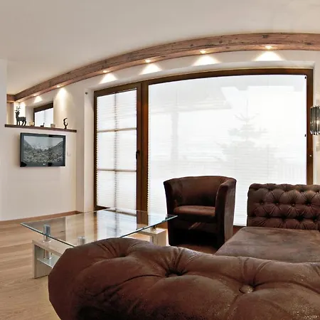 Alpenchalet Bruecke Dağ evi