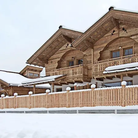 Alpenchalet Bruecke Dağ evi