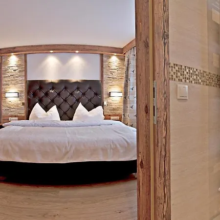 Alpenchalet Bruecke シャレー