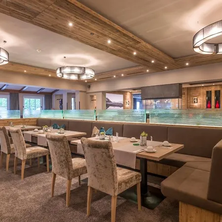 Alpenchalet Bruecke マイヤーホーフェン