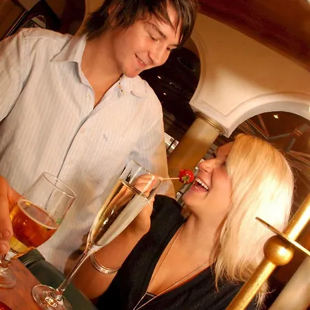 Alpenchalet Bruecke シャレー *