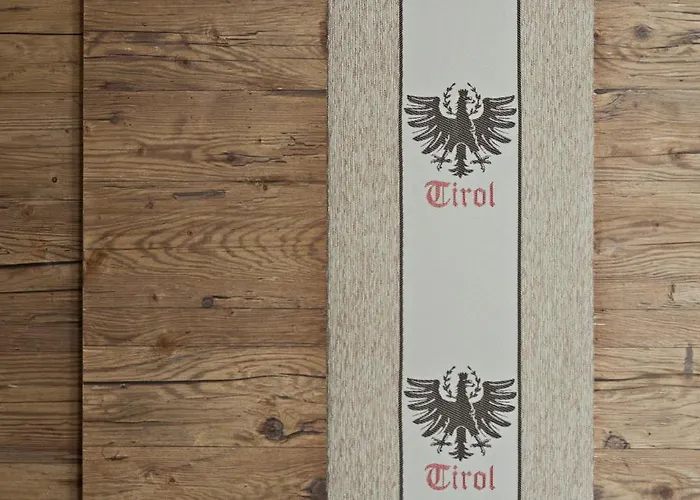 Alpenchalet Bruecke شاليه مايرهوفن