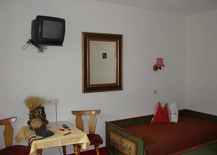 Alpenchalet Bruecke مايرهوفن